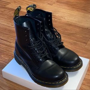 Dr. Martens 1460 black boot